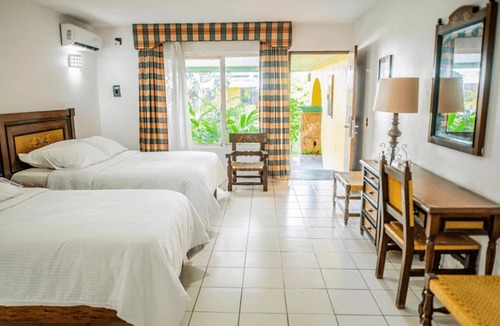 Tecoman Hotel | REAL HOTEL