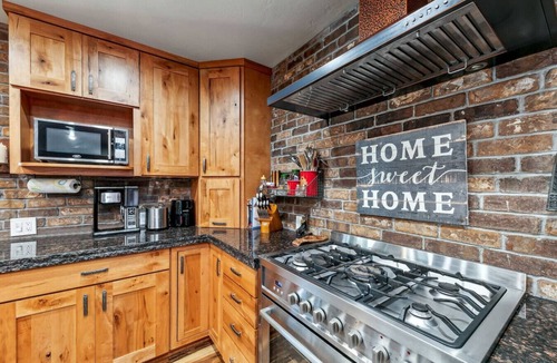 Tahoe Island Cabin | Renovated Tahoe House: Hot Tub, Fire Pit, Pool Table, Fenced Yard for Kids+Pets