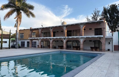 Jocotepec House | Ribera del Lago Country House with a Pool
