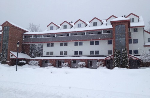 Lincoln House | Riverfront, Loon Mountain South Peak