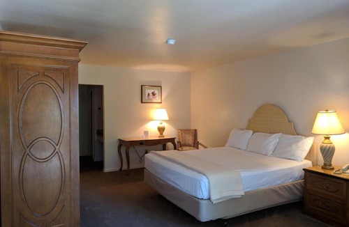 Pahrump Hotel | Saddle West Casino Hotel