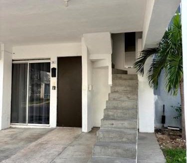Puerto Juarez Apartment | Sal & Mar Studio