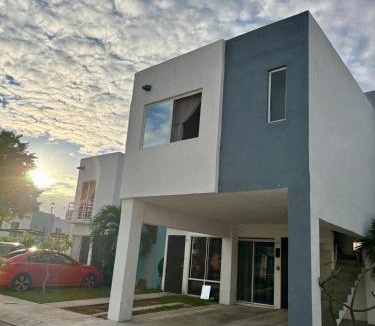 Puerto Juarez Apartment | Sal & Mar Studio