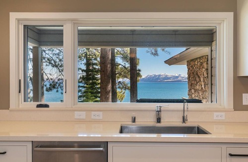 Lake Forest House | Sapphire Lakefront in Dollar Point, 3BR + 1BR Guest Unit, with Buoy!