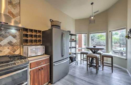 Sedona House | Sedona Stargazing Retreat | Panoramic Red Rock Views, King Suite & Minutes to Chapel