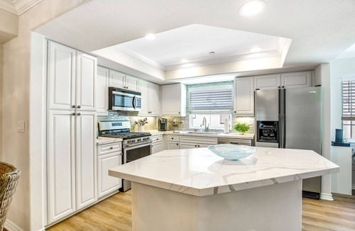 Carlsbad Village Apartment | Snowbird-friendly gem three blocks to beach with garage & home office - 1 dog OK