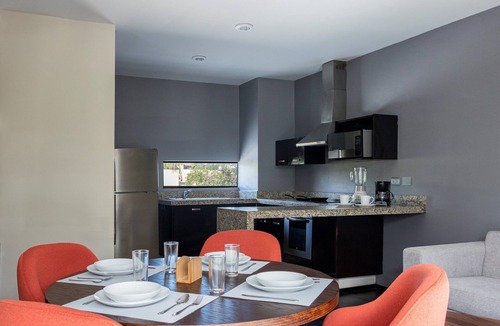 Downtown Hotel | Sole Suites Playa del Carmen