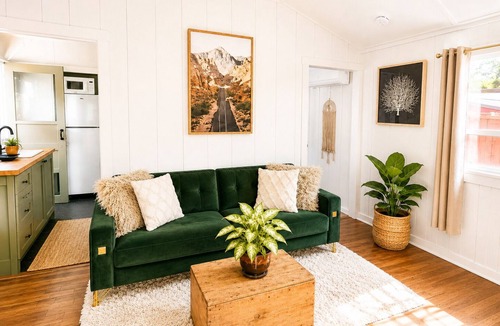 South Park Cottage | South Park Pet Friendly Gem – Walk to Cafes, near Balboa Park/Zoo & Downtown