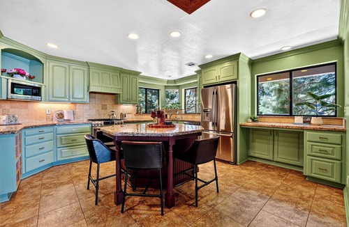 Rimforest House | Spacious 4-bedroom house minutes from Lake Arrowhead for a relaxing stay