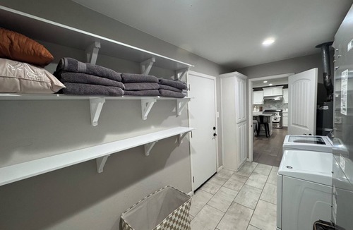Yuma House | Spacious 5-bedroom house in beautiful Yuma with AC and sparkling pool