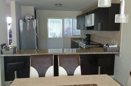 Granjas del Marques House | Spacious, comfortable, quiet, pet friendly, Acapulco's Diamante zone.