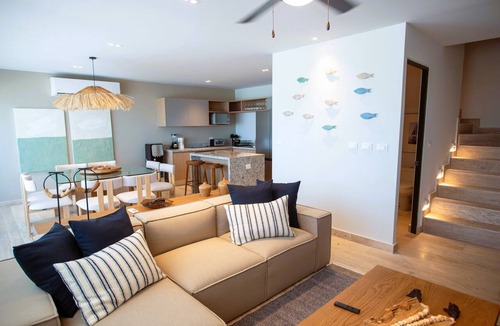 Progreso Municipality Apartment | Splendid 3BR beachfront villa for 9 Yucalpeten Marina Resort