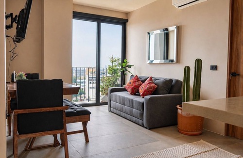 Zona Minerva Apartment | Stay Americana district in Guadalajara near La Minerva & Chapultepec