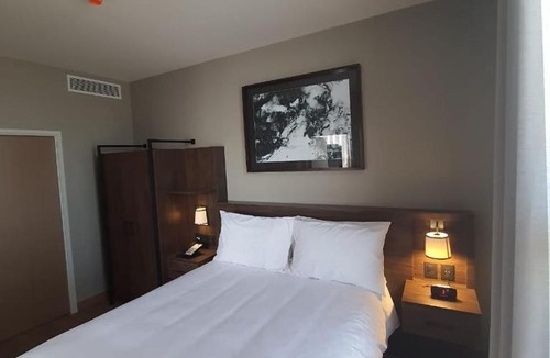 Financial District Hotel | Staybridge Suites - Guadalajara Novena by IHG