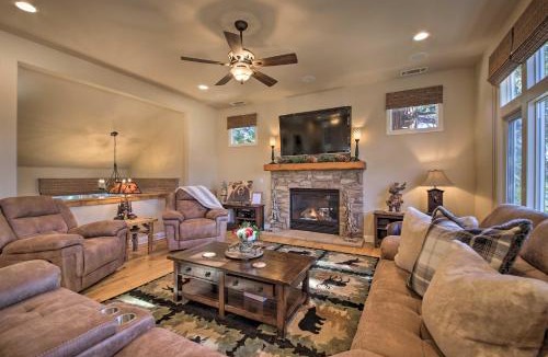 Twin Peaks House | ‘Sugar Bear Lodge’ w/Game Room - 5 Mi to Village!