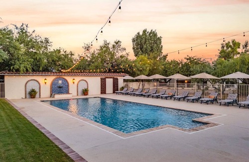 Tanque Verde Apartment | SUMMER SPECIALS, Pool, BBQ Solana #7