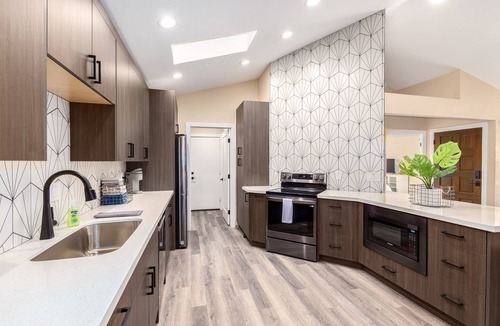 Township House | Super Remodel! Mesa Family Home with Community Pool! Dog Friendly!