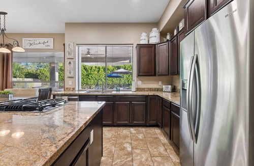 Arabian Views House | Tangerine Sky | Luxury 6BR | Pool & Putting Green | Games | Scottsdale