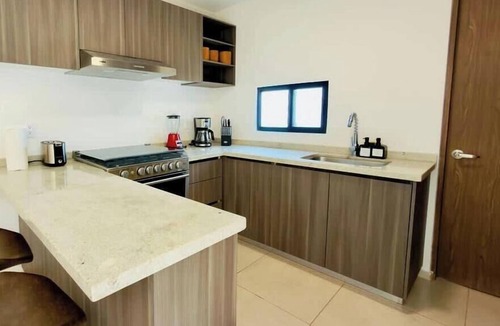 El Marques Apartment | Thandi Cozy Stay - Relaxed & Great View