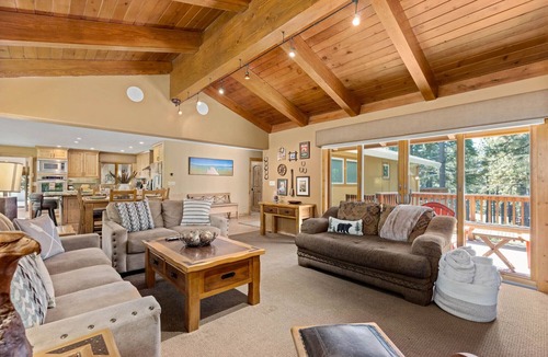 Lake Forest House | The Gem at Dollar Point - Hot Tub, Ping Pong, Close to the Beach