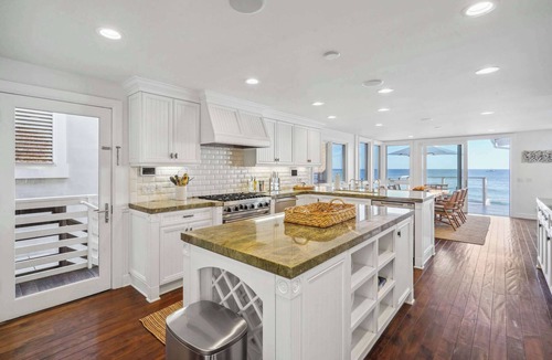 Western Malibu House | The Getaway Oceanfront Villa in Malibu by Stay Awhile Villas