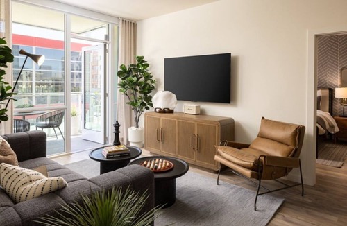 Heritage District Condo | The Martin 1BR Condo | Family Friendly & Relaxing Stay