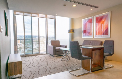 San Luis Potosi Apartment | The View Hotel By Covalia