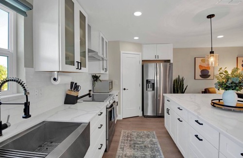 Paradise Valley Village House | This house is a 3 bedroom(s), 2 bathrooms, located in Phoenix, AZ.