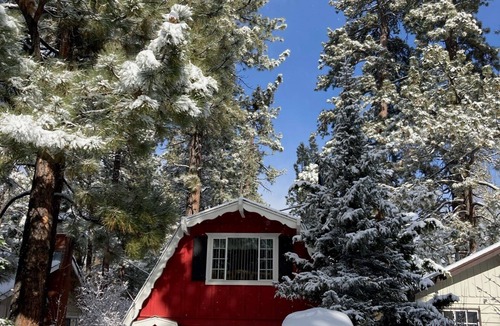 Big Bear City Cabin | Top Rated Cabin Fenced Backyard with AC