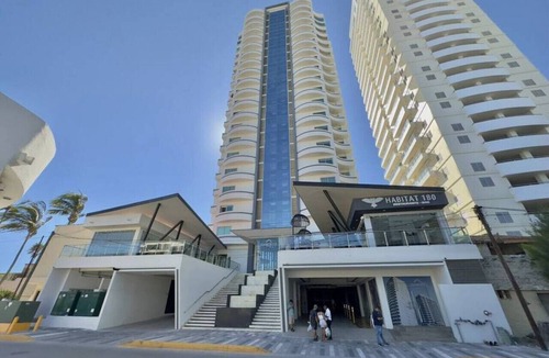 Zona Dorada Apartment | Tramonto 501 | Depa centrico con vista a ciudad