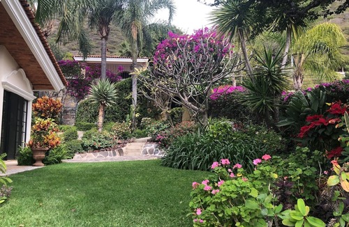 Ajijic House | Tranquil summer escape, world-best climate, overlooking Lake Chapala