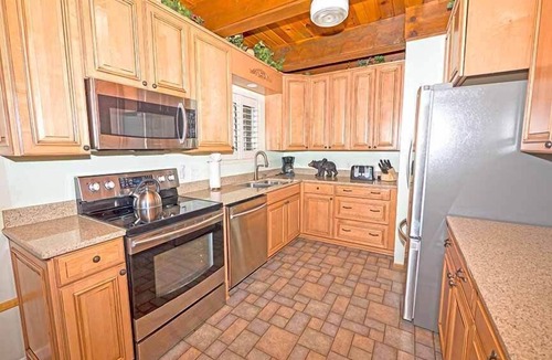 South Lake Tahoe Cabin | Upgraded Tahoe Cabin - Close to Heavenly, Large Fenced Yard and Private Hot Tub- 3542B~