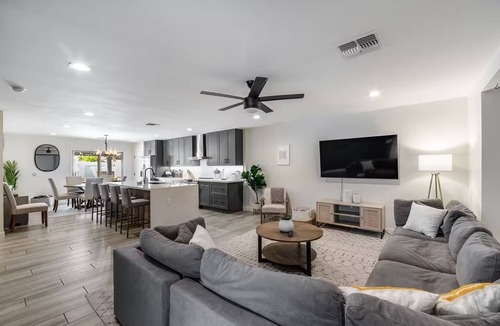 South Scottsdale Villa | Vesper | Pool, Casita, Fire Pit, Turf Yard, Sleeps 20 | Old Town Scottsdale