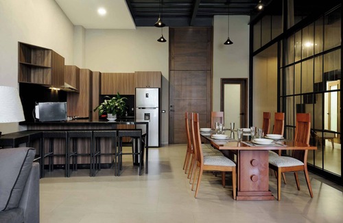 El Santuario Apartment | Villa del Carmen | Lakeview Terrace Retreat