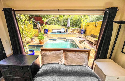 South Laguna House | Villa Rey Charming 2-bedroom house w pool, tropical garden and views