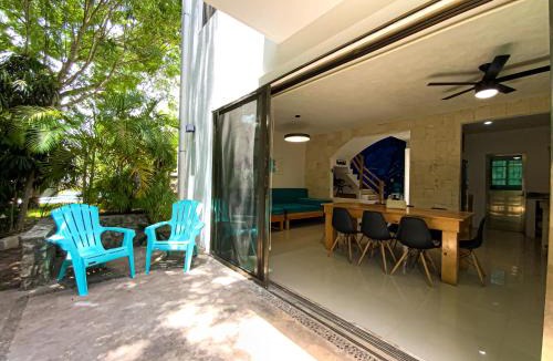 Puerto Juarez Villa | Villa Selvática con Piscina en Playa del Carmen