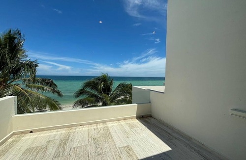 Chicxulub Puerto Villa | Villa Uaymitún Frente al Mar