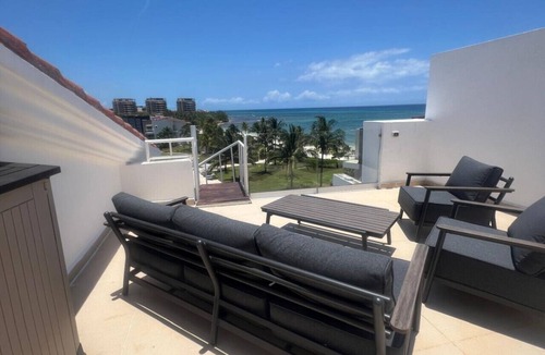 Puerto Juarez Apartment | Vista Playa Oceanview Penthouse, Mareazul
