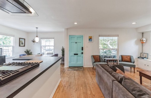 Westchester House | West LA Beachy Bungalow