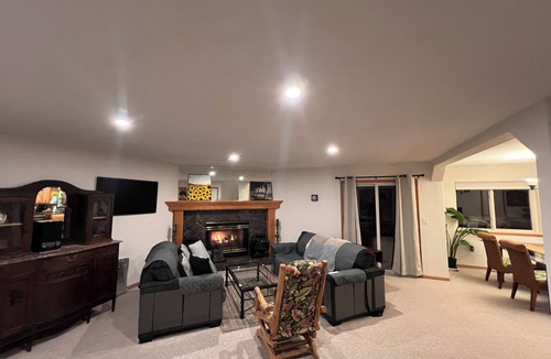 Pioneer Trail House | Where Champions Trained - Tahoe Mountain Retreat