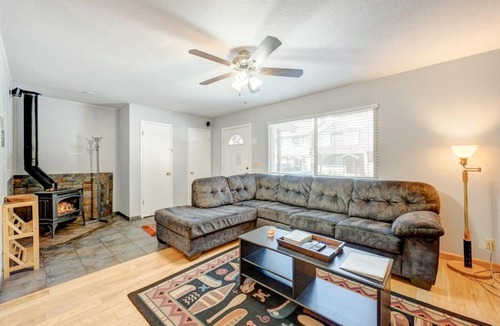 Lake Forest House | Wonderful year-round escape near skiing & lake with pool hot tub & deck