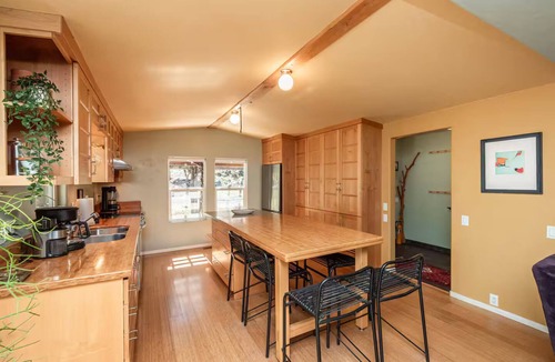 Cedar Ridge House | Your Spacious Escape: Creek, Pool, Hot Tub, Sauna in Enchanting Grass Valley