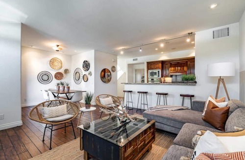 Hillcrest House | Your Trendy San Diego Home, 2-Bedroom with Private 2-Car Garage