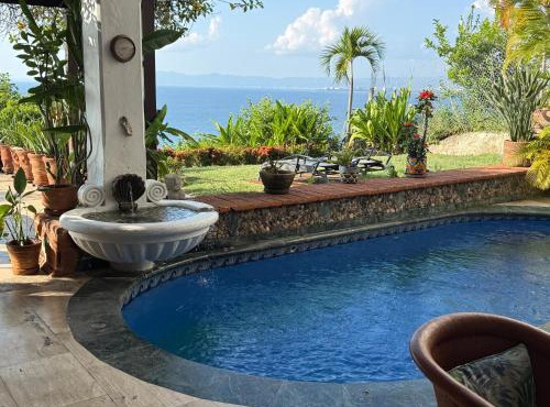 2 Bedroom Villa in Zona Romantica with bay views and private pool