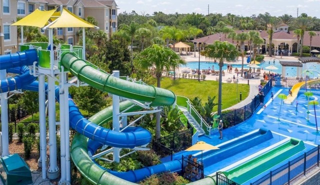 3 BR Condo with Beautiful Pool & Water Park Minutes to Disney Worlds Front Gate in Kissimmee