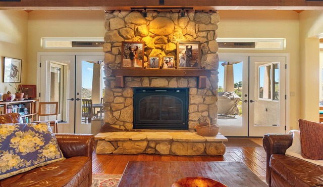 40 Acres + Home Office + Views | Paso Robles | Skyeranch-30 Day Rental