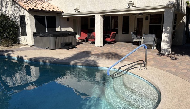 5 Bedroom, Single level, Heated pool/spa, Great location for Spring Training in Glendale