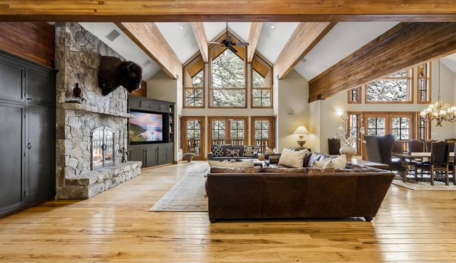 549 Ponderosa | 6BR/6.5BA Incline Village, Lake View in Incline Village