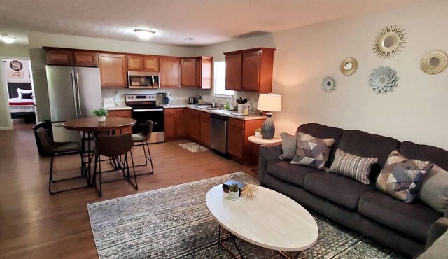 704 diamond loop new listing in Middletown