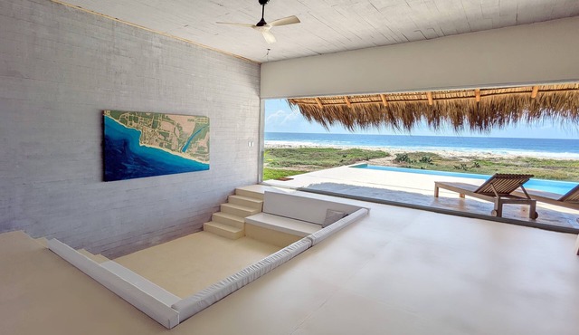 7BR Beachfront Villa from September · Sleeps 16 · Puertecito